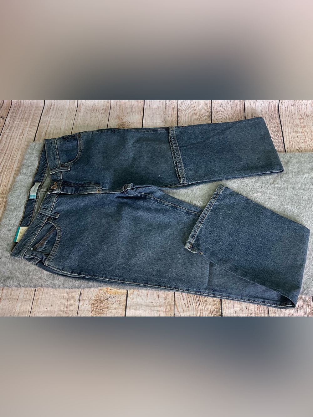 NWT Wrangler Women's Boot Cut Jeans Size 7/8 X 32